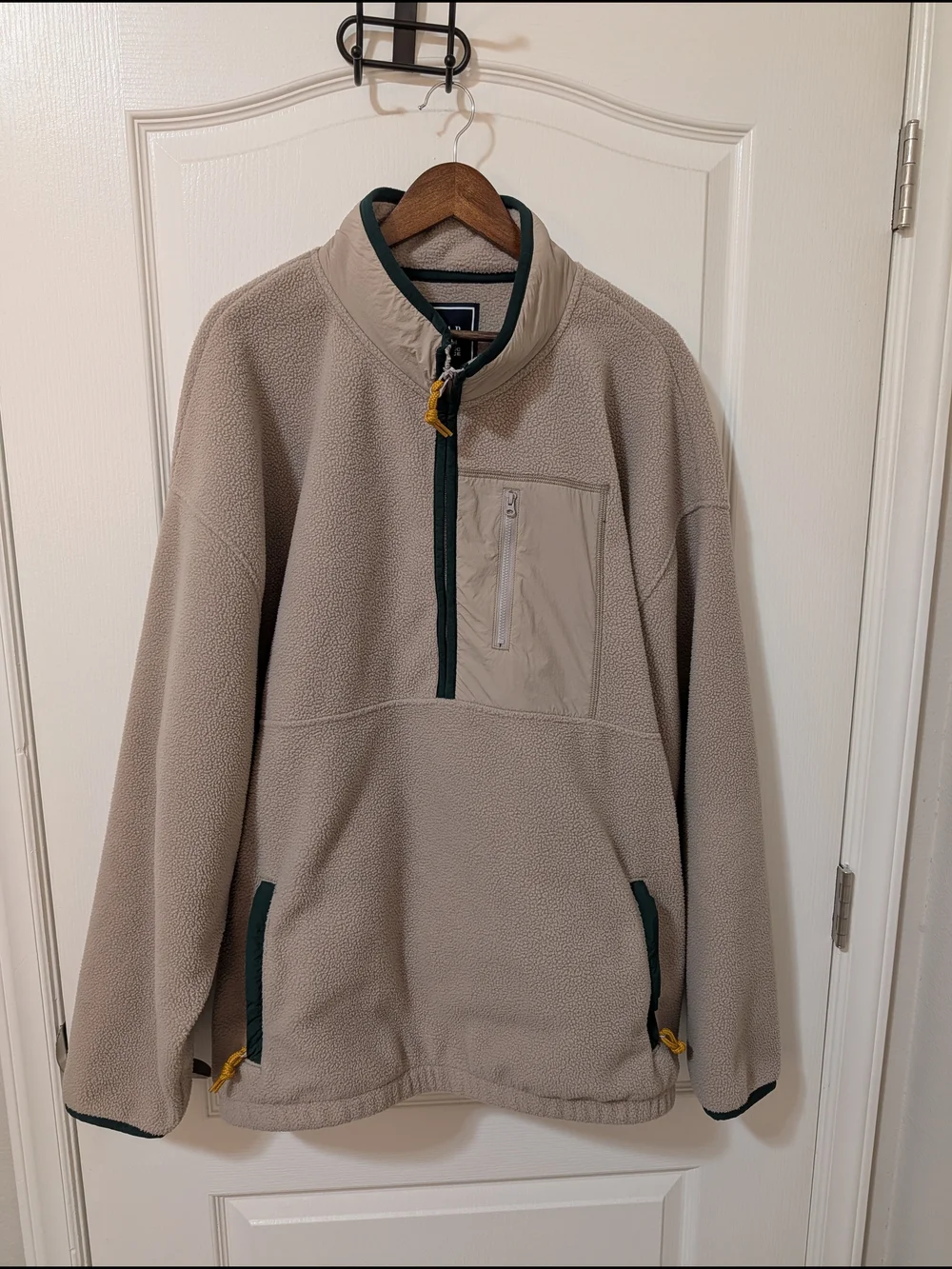 GAP Beige Fleece Pullover with Dark Green Trim